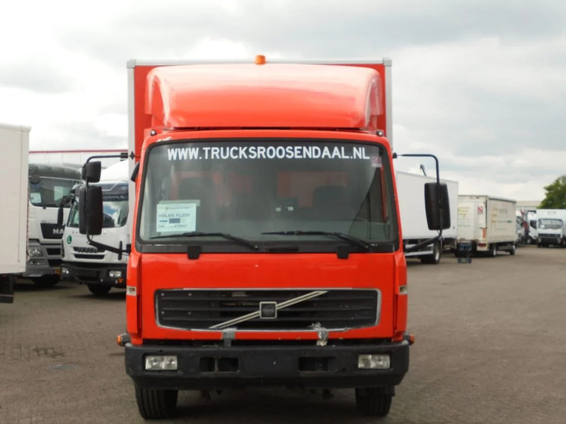 Volvo FL 220 + Manual + HMF 150 crane - Sal/ Açık kasa kamyon: fotoğraf 2 Volvo FL 220 + Manual + HMF 150 crane - Sal/ Açık kasa kamyon: fotoğraf 2