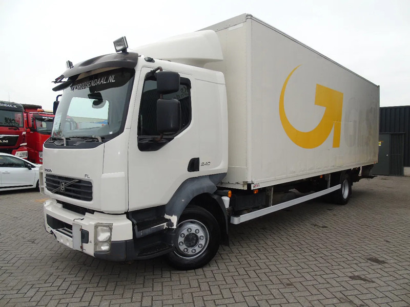Volvo FL 240 + 12t + euro 5 + lift - Kapalı kasa kamyon: fotoğraf 2 Volvo FL 240 + 12t + euro 5 + lift - Kapalı kasa kamyon: fotoğraf 2