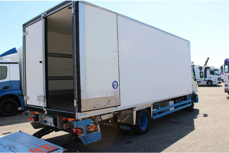 Volvo FL 240 + carrier + ATP + 16T + lift + MANUAL - Refrijeratör kamyon: fotoğraf 4 Volvo FL 240 + carrier + ATP + 16T + lift + MANUAL - Refrijeratör kamyon: fotoğraf 4