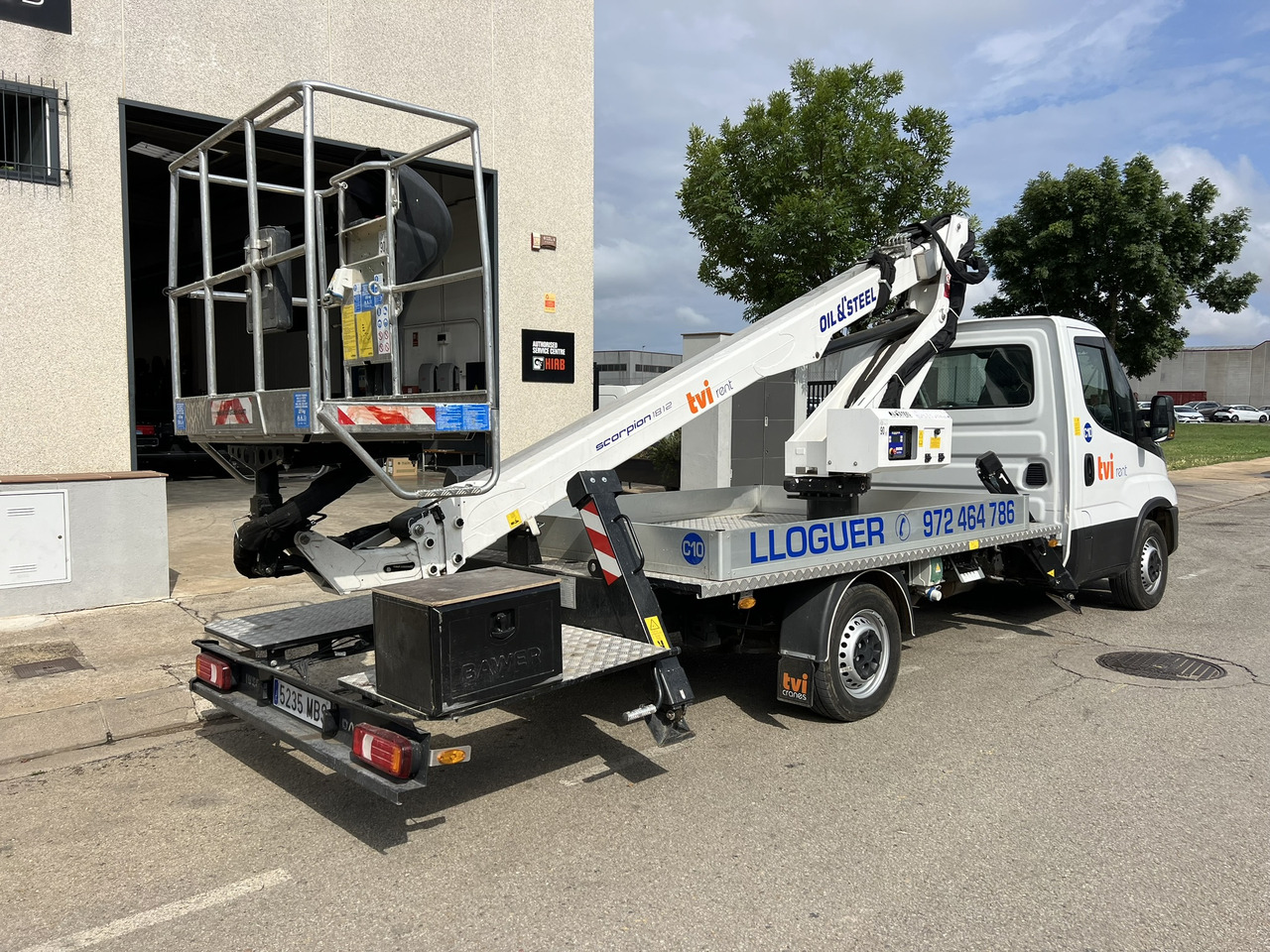 Iveco Daily + Oil&Steel Scorpion 1812 Smart Iveco Daily + Oil&Steel Scorpion 1812 Smart - Araç üzerine platform: fotoğraf 4 Iveco Daily + Oil&Steel Scorpion 1812 Smart Iveco Daily + Oil&Steel Scorpion 1812 Smart - Araç üzerine platform: fotoğraf 4