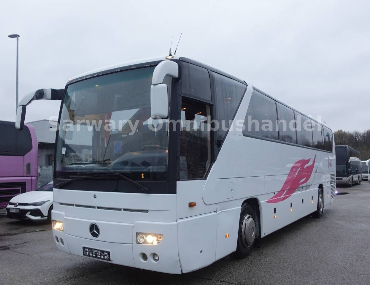 Mercedes-Benz 350 Tourismo 15 RHD*V8*404*55-Sitze*Klima*6-Gang - Turistik otobüs: fotoğraf 2 Mercedes-Benz 350 Tourismo 15 RHD*V8*404*55-Sitze*Klima*6-Gang - Turistik otobüs: fotoğraf 2