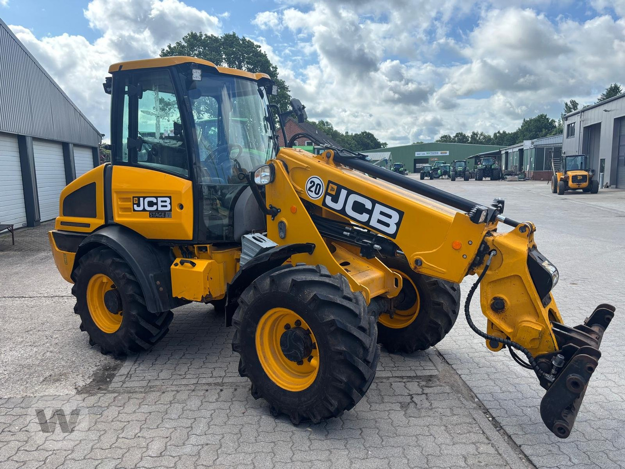JCB TM 220 - Tekerlekli yükleyici: fotoğraf 5 JCB TM 220 - Tekerlekli yükleyici: fotoğraf 5