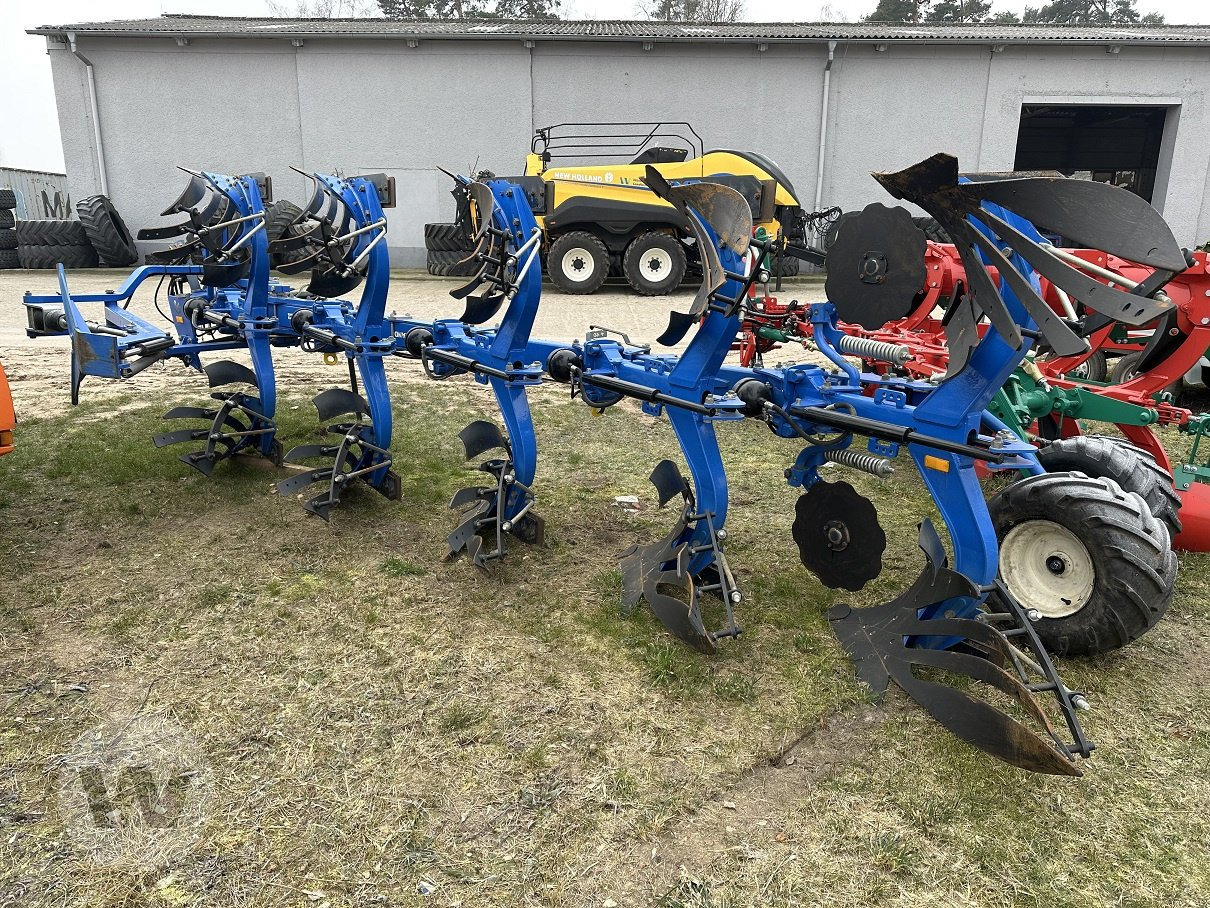 New Holland PHVH 4+1 - Pulluk: fotoğraf 2 New Holland PHVH 4+1 - Pulluk: fotoğraf 2