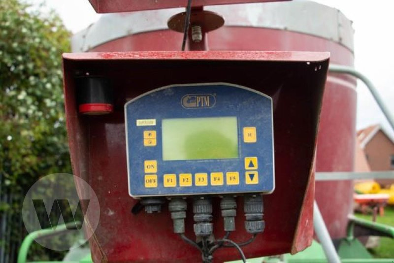 Strautmann Verti-Mix 1801 DOUBLE - Yem mikseri: fotoğraf 2 Strautmann Verti-Mix 1801 DOUBLE - Yem mikseri: fotoğraf 2