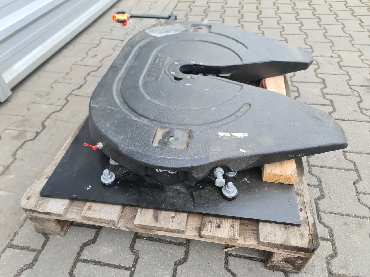 DAF MAN SCANIA VOLVO RENAULT IVECO FIFTH WHEEL / Jost JSK37ME140E1 JSK 37ME 140 MP 0815- 74 / WORLDWIDE DELIVERY - Beşinci teker - Kamyon: fotoğraf 3 DAF MAN SCANIA VOLVO RENAULT IVECO FIFTH WHEEL / Jost JSK37ME140E1 JSK 37ME 140 MP 0815- 74 / WORLDWIDE DELIVERY - Beşinci teker - Kamyon: fotoğraf 3