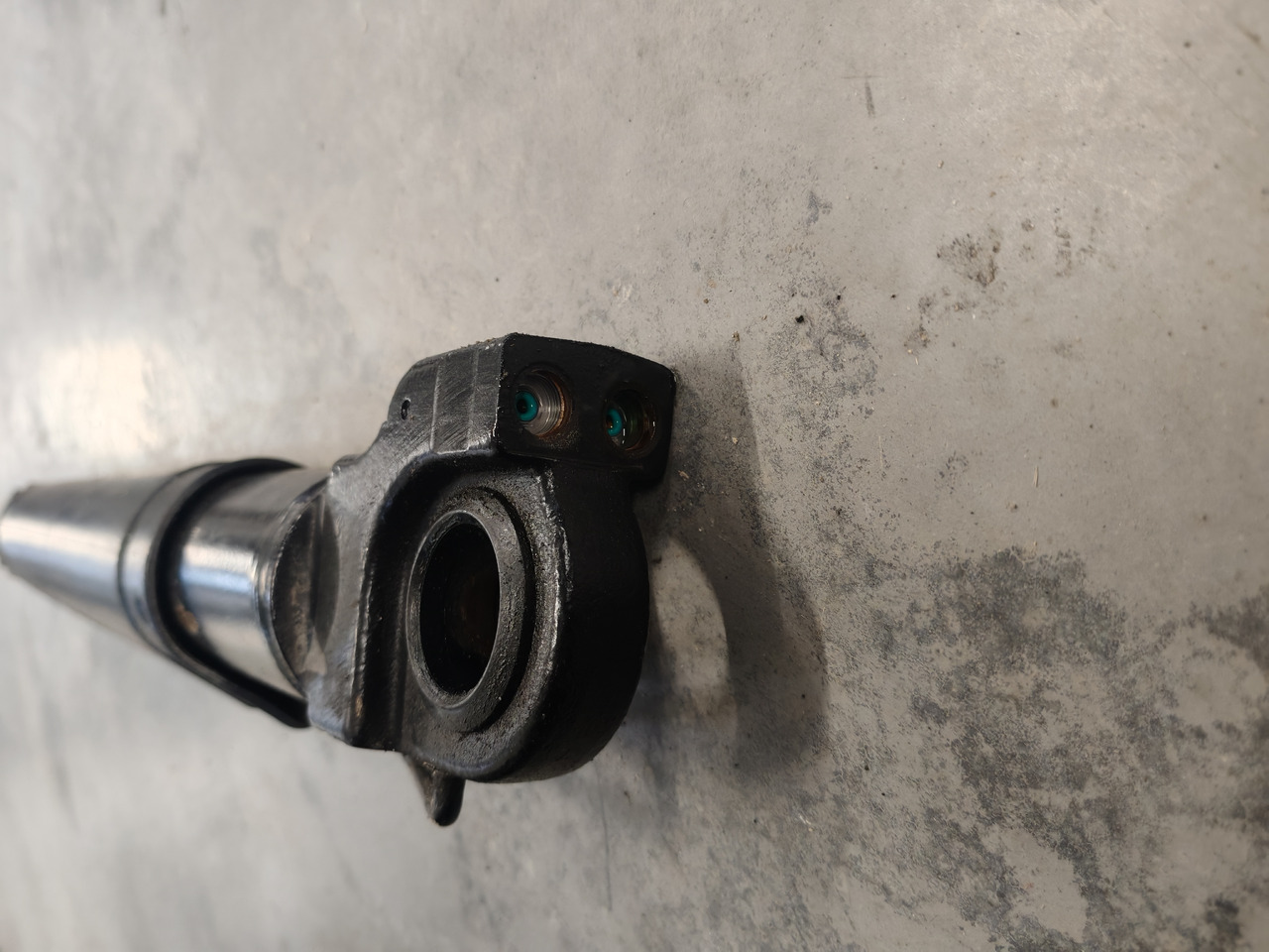 VOLVO FM5 EURO 6 / CAB TILT CYLINDER / 23583236 - Kabin süspansiyonu: fotoğraf 3 VOLVO FM5 EURO 6 / CAB TILT CYLINDER / 23583236 - Kabin süspansiyonu: fotoğraf 3