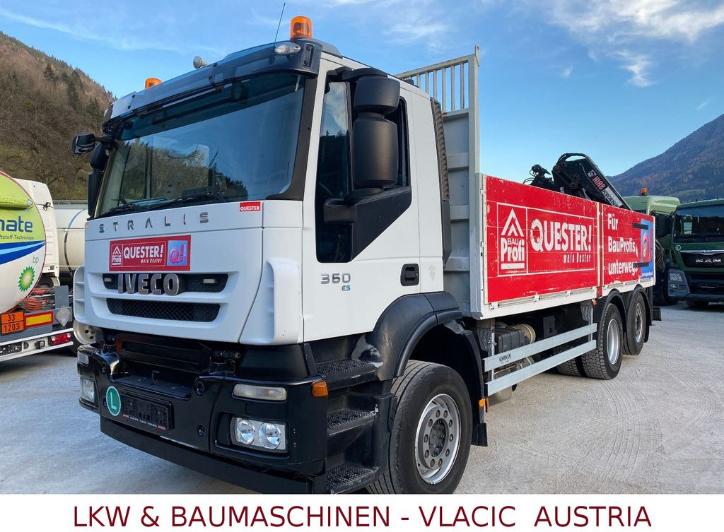 Iveco Stralis 360 Kran HIAB 166 4xHydr. Ladung 6,20m - Sal/ Açık kasa kamyon, Vinçli kamyon: fotoğraf 1 Iveco Stralis 360 Kran HIAB 166 4xHydr. Ladung 6,20m - Sal/ Açık kasa kamyon, Vinçli kamyon: fotoğraf 1