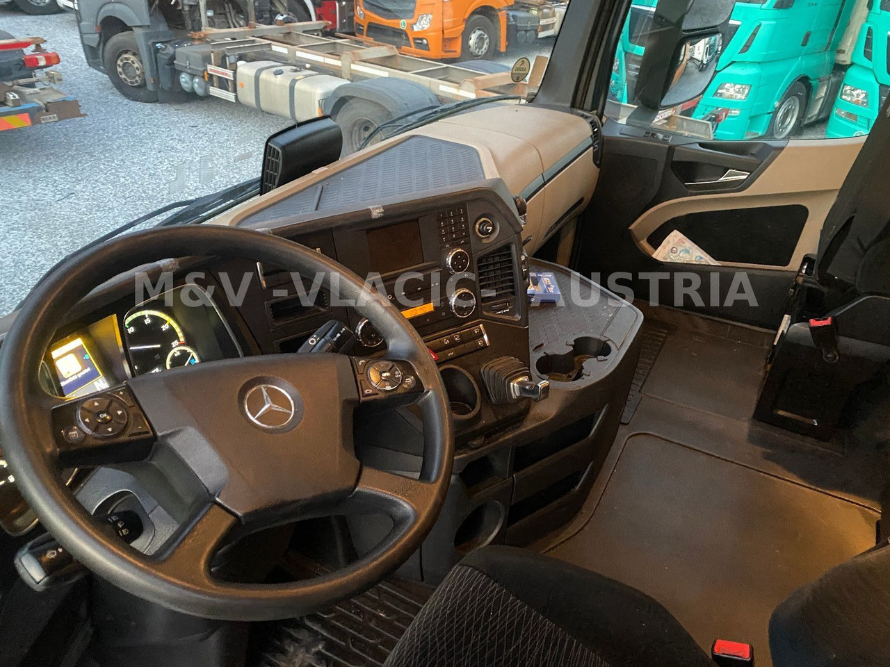 Mercedes-Benz 2542 - Konteynır taşıyıcı/ Yedek karoser kamyon: fotoğraf 4 Mercedes-Benz 2542 - Konteynır taşıyıcı/ Yedek karoser kamyon: fotoğraf 4