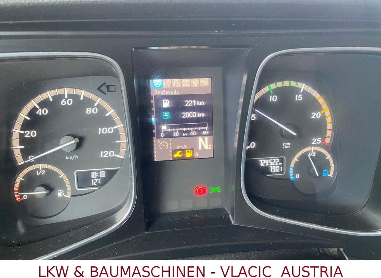 Mercedes-Benz 2563 - Kancalı yükleyici kamyon: fotoğraf 3 Mercedes-Benz 2563 - Kancalı yükleyici kamyon: fotoğraf 3