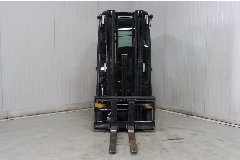 Caterpillar EP16ACN - Elektrikli forklift: fotoğraf 3 Caterpillar EP16ACN - Elektrikli forklift: fotoğraf 3