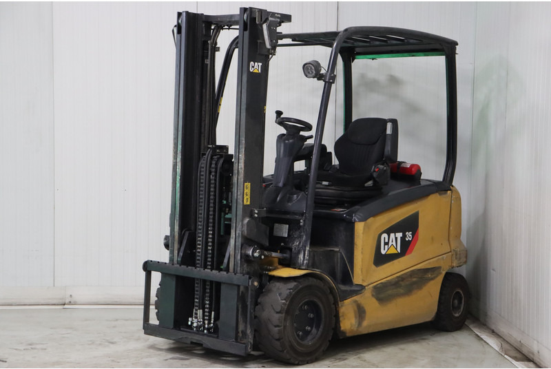 Caterpillar EP35N - Elektrikli forklift: fotoğraf 4 Caterpillar EP35N - Elektrikli forklift: fotoğraf 4