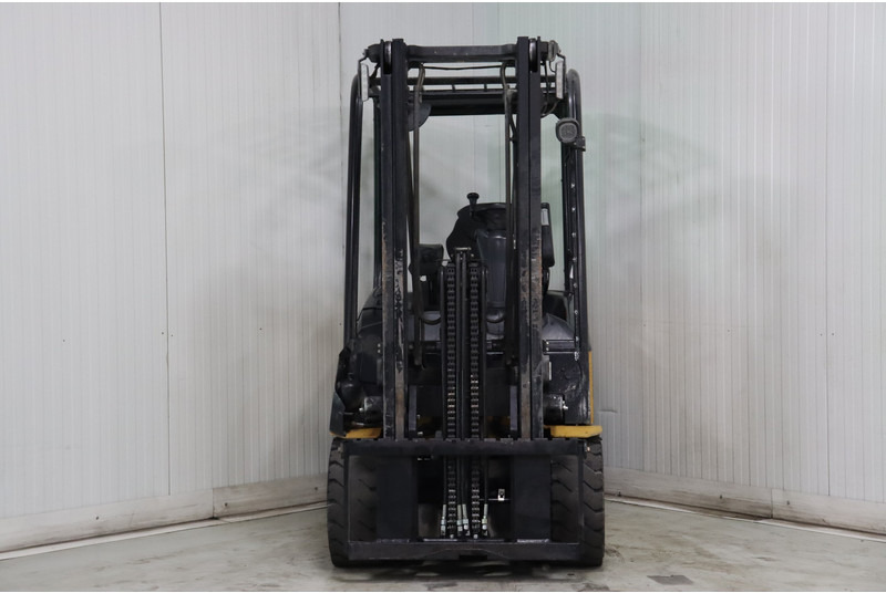 Caterpillar EP35N - Elektrikli forklift: fotoğraf 3 Caterpillar EP35N - Elektrikli forklift: fotoğraf 3