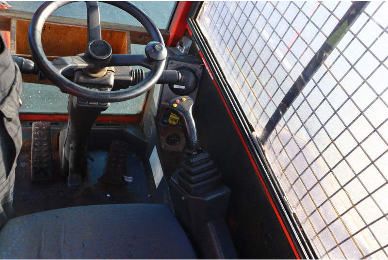 Combilift C4000FSL - Dört yönlü forkliftler: fotoğraf 2 Combilift C4000FSL - Dört yönlü forkliftler: fotoğraf 2