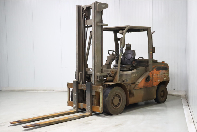 Doosan D50C-7 - Dizel forklift: fotoğraf 3 Doosan D50C-7 - Dizel forklift: fotoğraf 3