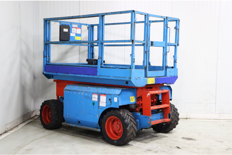 Genie GS2668RT - Makasli platform: fotoğraf 5 Genie GS2668RT - Makasli platform: fotoğraf 5