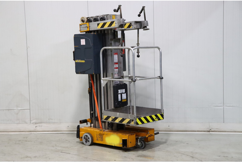 JLG P30-AC - Makasli platform: fotoğraf 1 JLG P30-AC - Makasli platform: fotoğraf 1