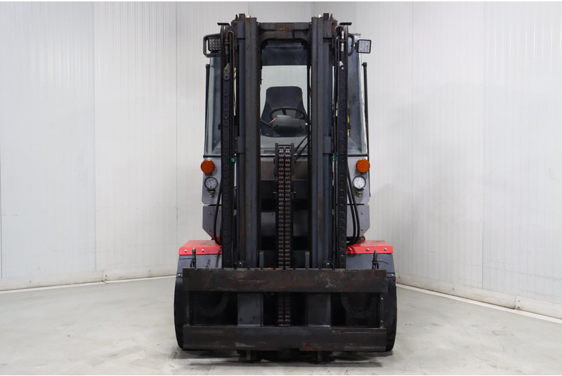 Kalmar ECF70-6 - Elektrikli forklift: fotoğraf 2 Kalmar ECF70-6 - Elektrikli forklift: fotoğraf 2