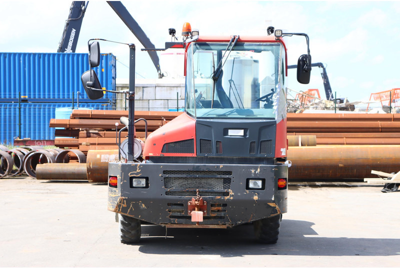 Kalmar TR618iA - Terminal çekiciler: fotoğraf 2 Kalmar TR618iA - Terminal çekiciler: fotoğraf 2