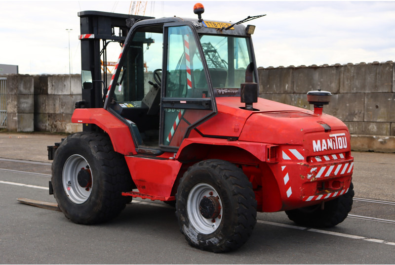 Manitou M50-4 - Dizel forklift: fotoğraf 5 Manitou M50-4 - Dizel forklift: fotoğraf 5