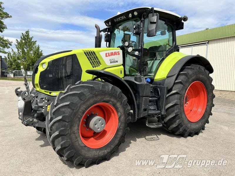CLAAS Axion 870 - Traktör: fotoğraf 1 CLAAS Axion 870 - Traktör: fotoğraf 1