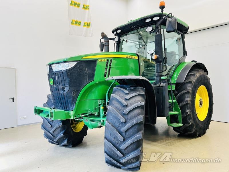 John Deere 7230R - Traktör: fotoğraf 1 John Deere 7230R - Traktör: fotoğraf 1