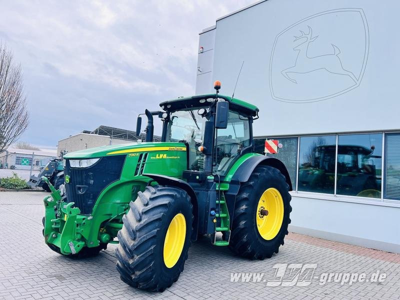 John Deere 7310R - Traktör: fotoğraf 2 John Deere 7310R - Traktör: fotoğraf 2