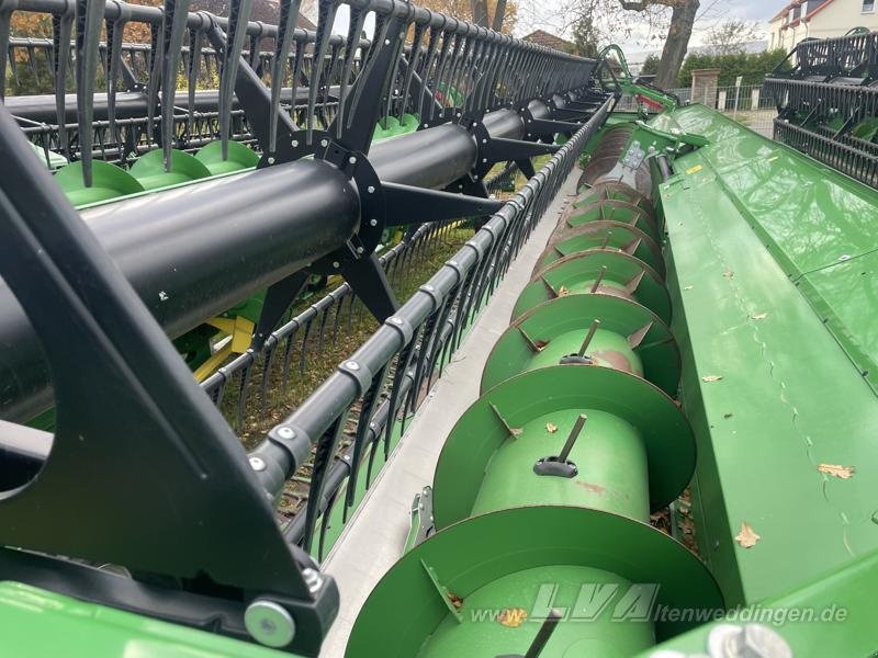 John Deere 735X - Biçerdöver tablası: fotoğraf 4 John Deere 735X - Biçerdöver tablası: fotoğraf 4