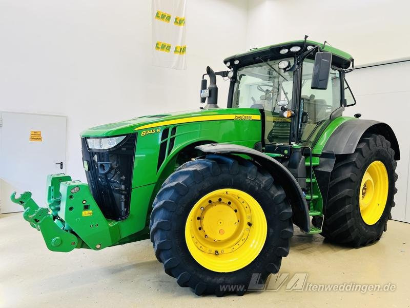 John Deere 8345R FH+FZW - Traktör: fotoğraf 1 John Deere 8345R FH+FZW - Traktör: fotoğraf 1