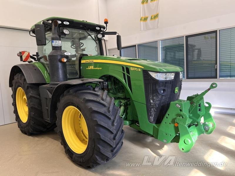John Deere 8370R E23 PowerShift - Traktör: fotoğraf 2 John Deere 8370R E23 PowerShift - Traktör: fotoğraf 2