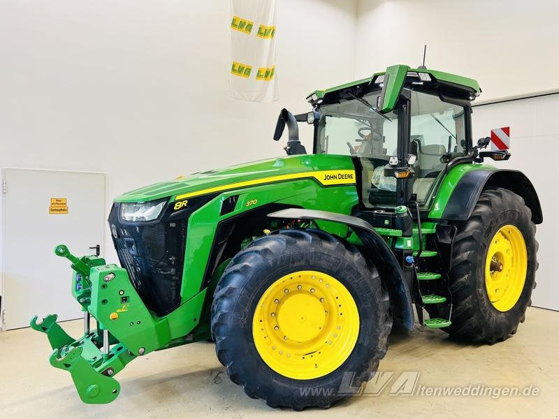 John Deere 8R 370 FRONT PTO - Traktör: fotoğraf 4 John Deere 8R 370 FRONT PTO - Traktör: fotoğraf 4