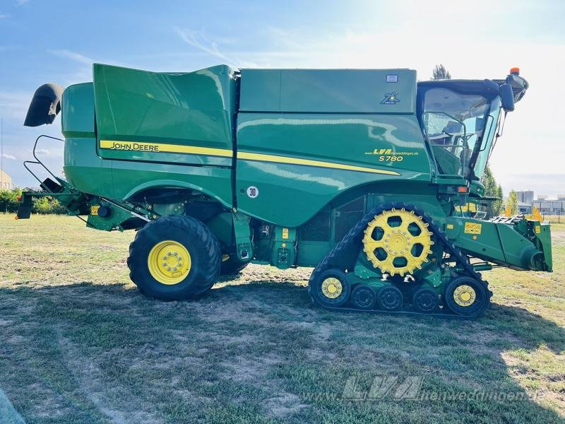 John Deere S780i ProDrive - Biçerdöver: fotoğraf 4 John Deere S780i ProDrive - Biçerdöver: fotoğraf 4
