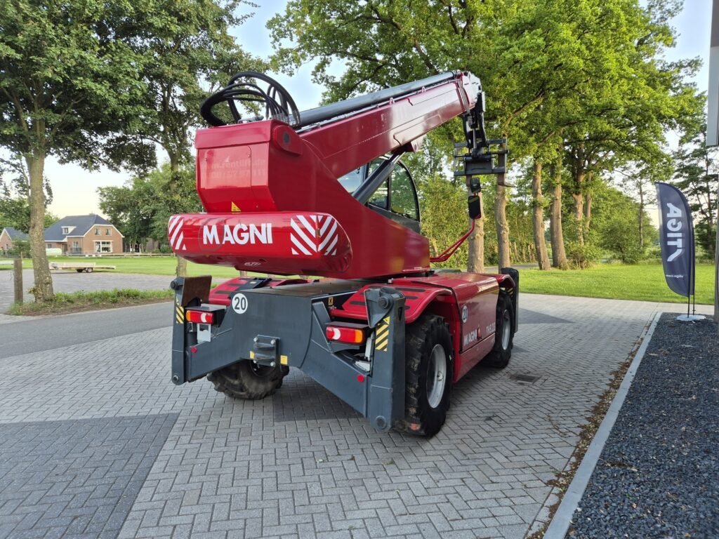 MAGNI RTH 5.23 Smart D/C - Teleskopik yükleyici: fotoğraf 5 MAGNI RTH 5.23 Smart D/C - Teleskopik yükleyici: fotoğraf 5