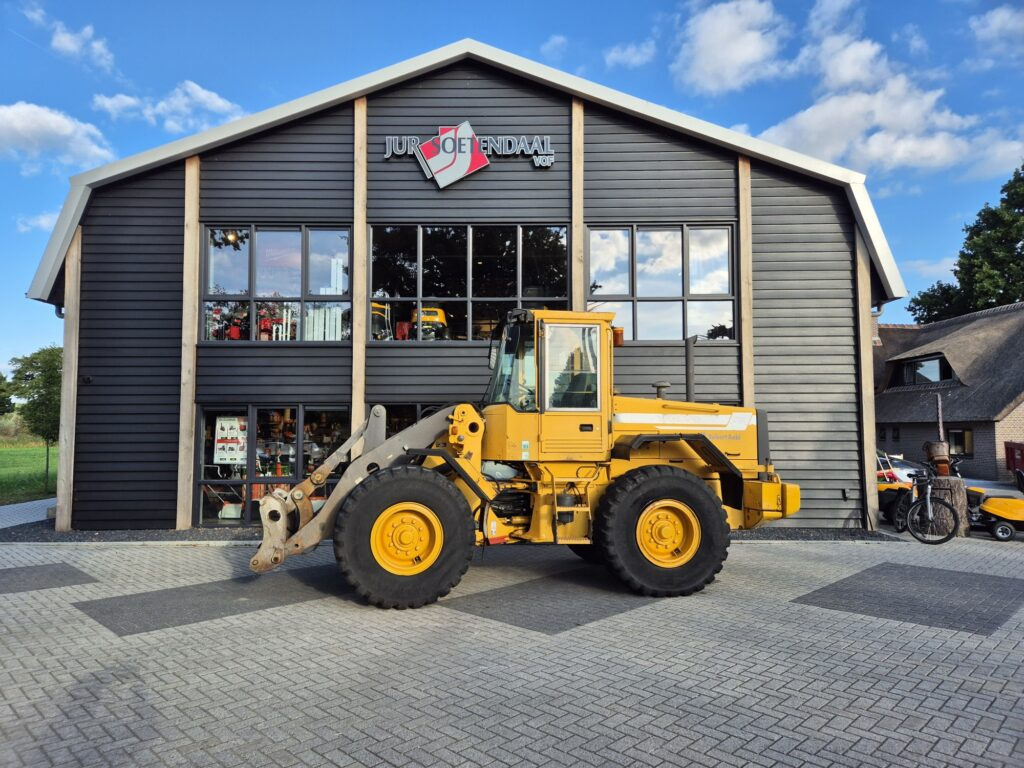 VOLVO L70C - Tekerlekli yükleyici: fotoğraf 1 VOLVO L70C - Tekerlekli yükleyici: fotoğraf 1