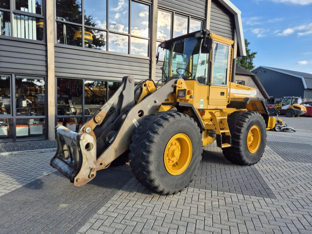 VOLVO L70C - Tekerlekli yükleyici: fotoğraf 2 VOLVO L70C - Tekerlekli yükleyici: fotoğraf 2