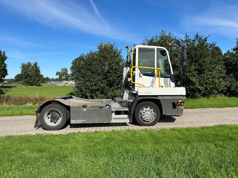Terberg YT 223 | LOW HOURS | AIRCO | MEGA LOW LOADER | - Terminal çekiciler: fotoğraf 3 Terberg YT 223 | LOW HOURS | AIRCO | MEGA LOW LOADER | - Terminal çekiciler: fotoğraf 3