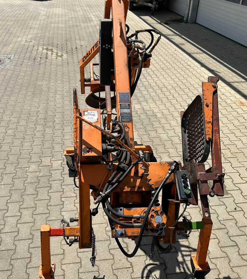 Unimog Schachtgulliheber DAUTEL H2700N - Ataşman: fotoğraf 3 Unimog Schachtgulliheber DAUTEL H2700N - Ataşman: fotoğraf 3