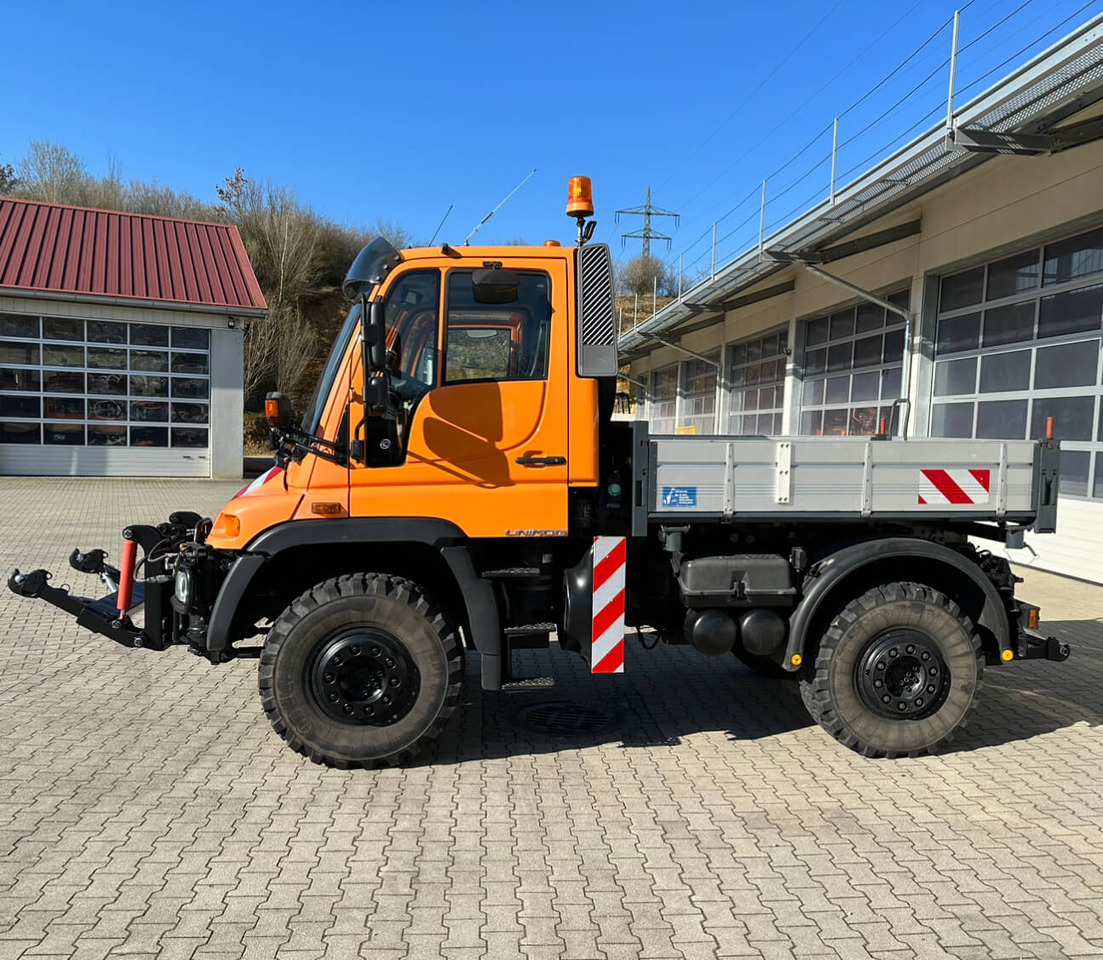 Unimog 400 - U400 405 02734 mit Heckkraftheber Mer - Damperli kamyon: fotoğraf 2 Unimog 400 - U400 405 02734 mit Heckkraftheber Mer - Damperli kamyon: fotoğraf 2