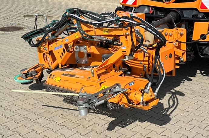 Unimog Leitpfostenausmähgerät / Randstreifenmähger - Çalı parçalama makinesi: fotoğraf 5 Unimog Leitpfostenausmähgerät / Randstreifenmähger - Çalı parçalama makinesi: fotoğraf 5