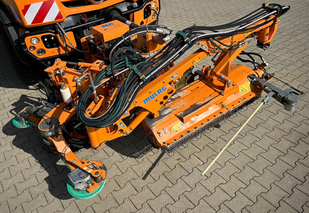 Unimog Leitpfostenausmähgerät / Randstreifenmähger - Çalı parçalama makinesi: fotoğraf 2 Unimog Leitpfostenausmähgerät / Randstreifenmähger - Çalı parçalama makinesi: fotoğraf 2