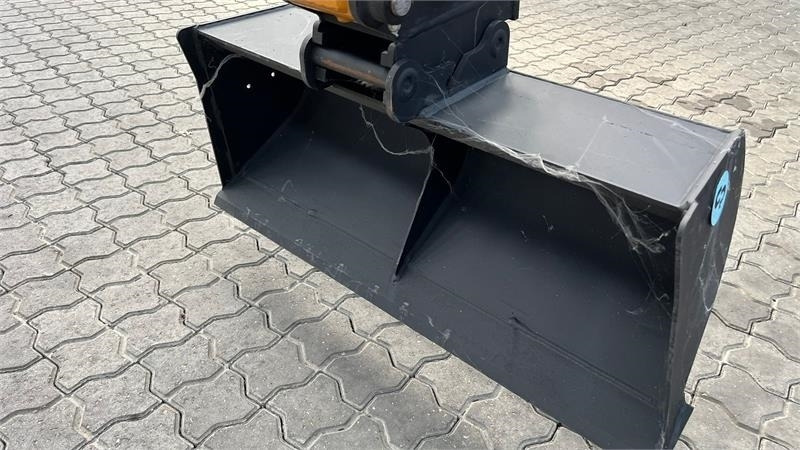 C&P Skovl NY 100cm planereskovl med S30-150 skifte på - Kova - İş makinaları: fotoğraf 4 C&P Skovl NY 100cm planereskovl med S30-150 skifte på - Kova - İş makinaları: fotoğraf 4