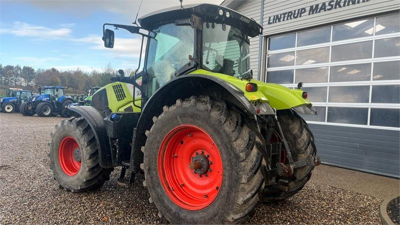Claas Axion 830 Med frontlift - Traktör: fotoğraf 3 Claas Axion 830 Med frontlift - Traktör: fotoğraf 3