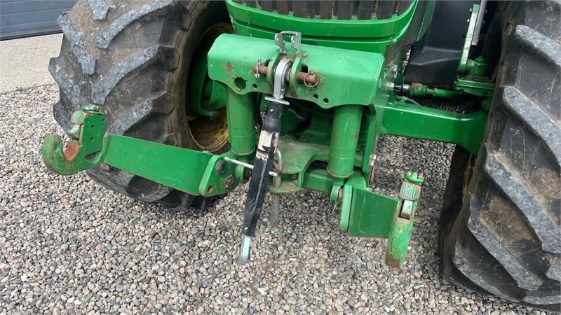 John Deere 6170R AutoPower med frontlift - Traktör: fotoğraf 4 John Deere 6170R AutoPower med frontlift - Traktör: fotoğraf 4