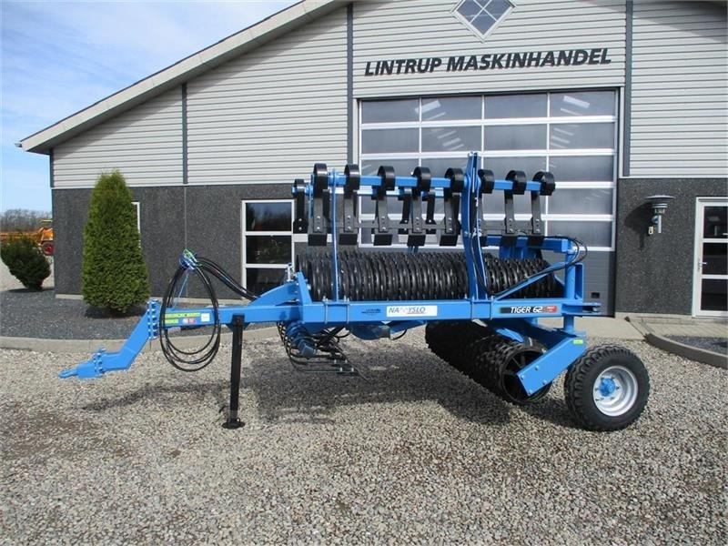 Namyslo Tiger 620 med hydraulisk lammelplanke / plannerpla - Merdane: fotoğraf 2 Namyslo Tiger 620 med hydraulisk lammelplanke / plannerpla - Merdane: fotoğraf 2