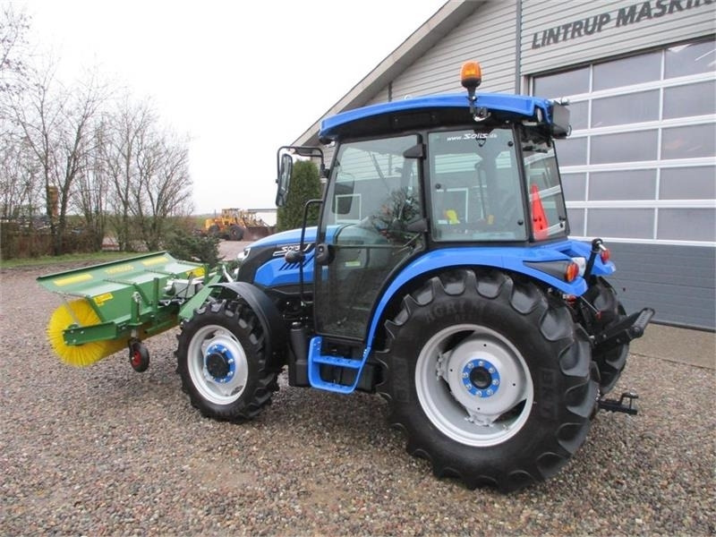 Solis 60 Med frontlift, frontPTO og Thyregod kost - Traktör: fotoğraf 3 Solis 60 Med frontlift, frontPTO og Thyregod kost - Traktör: fotoğraf 3