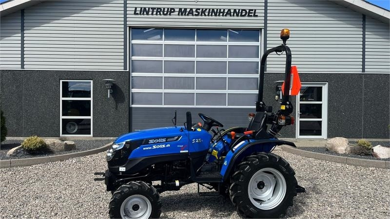 Solis S26 6+2 Gearmaskine med Servostyring og brede trak - Traktör: fotoğraf 1 Solis S26 6+2 Gearmaskine med Servostyring og brede trak - Traktör: fotoğraf 1