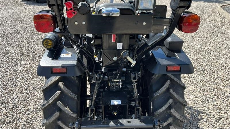 Solis S26 6+2 gearmaskine Limited Edition i sort med bre - Belediye traktör: fotoğraf 4 Solis S26 6+2 gearmaskine Limited Edition i sort med bre - Belediye traktör: fotoğraf 4