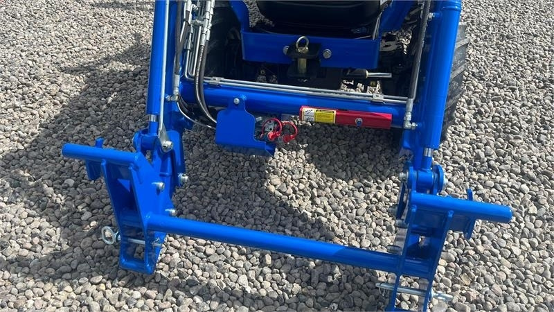 Solis S26 6+2 gearmaskine med Fuldhydraulisk frontlæsser - Traktör: fotoğraf 4 Solis S26 6+2 gearmaskine med Fuldhydraulisk frontlæsser - Traktör: fotoğraf 4