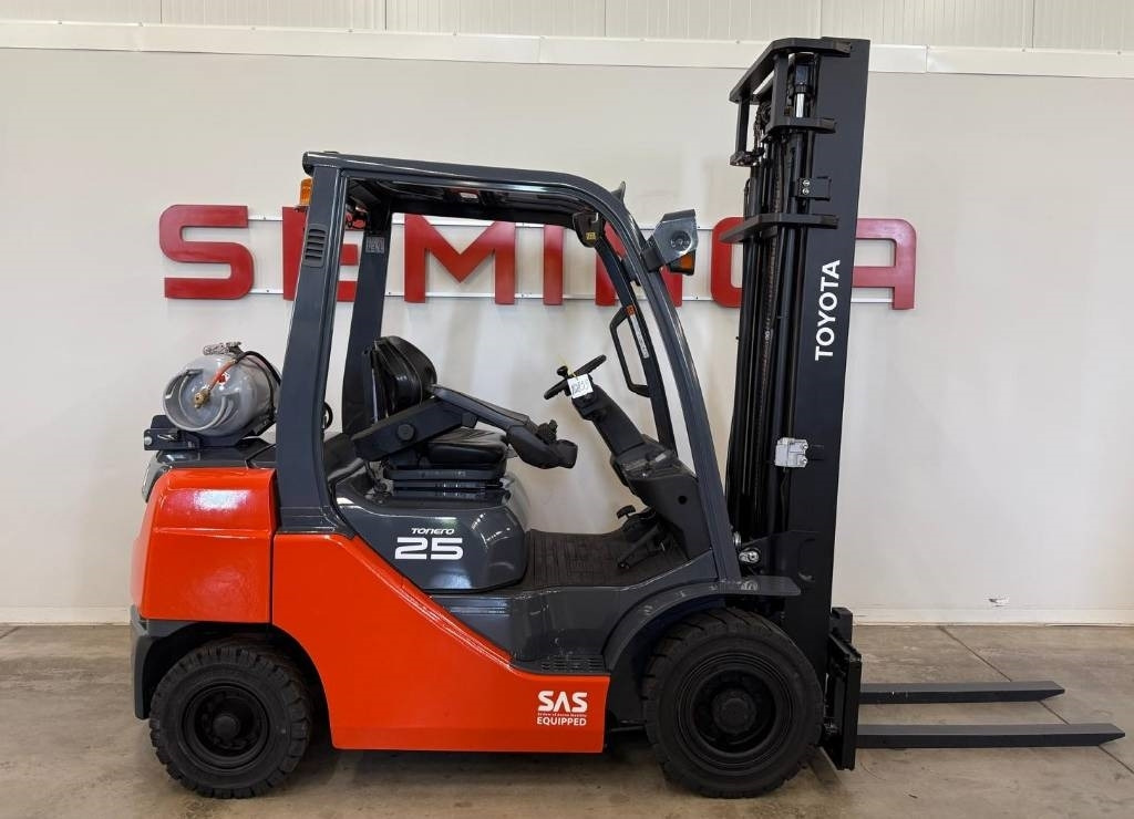Toyota 10859 - 02-8FGF25 - LPG forklift: fotoğraf 2 Toyota 10859 - 02-8FGF25 - LPG forklift: fotoğraf 2