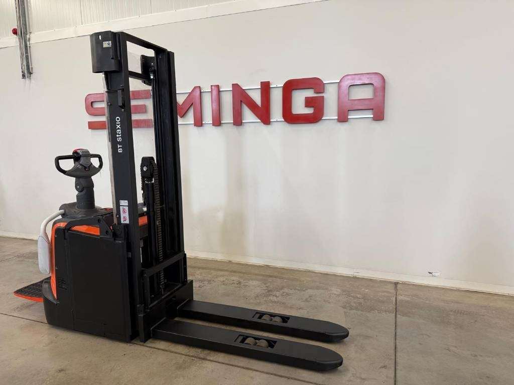 Toyota 11009 - SPE160L - Istif makinası: fotoğraf 3 Toyota 11009 - SPE160L - Istif makinası: fotoğraf 3