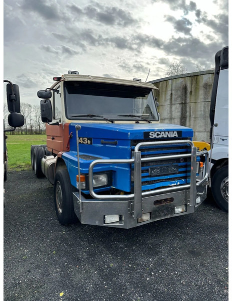 Scania T143-450 V8 HAUBER/NEUS/TORPEDO - Çekici: fotoğraf 1 Scania T143-450 V8 HAUBER/NEUS/TORPEDO - Çekici: fotoğraf 1